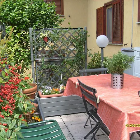 House Yanina شقة *