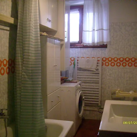House Yanina شقة *